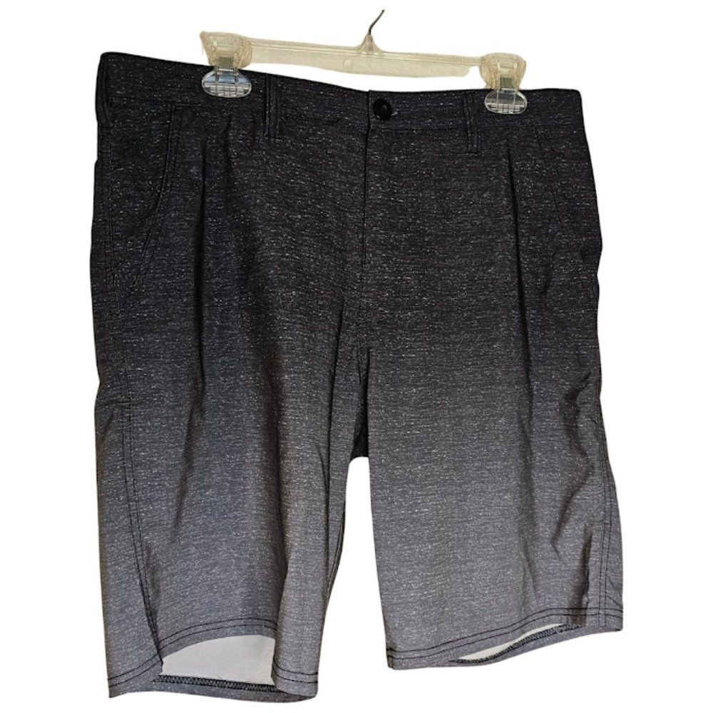 Tru Cal Board Swim Shorts Men's 36 Ombre Grey Dark to Light Comes to Knee